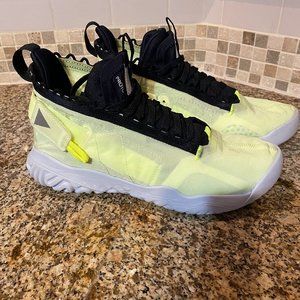 AIR JORDAN HIGH TOPS